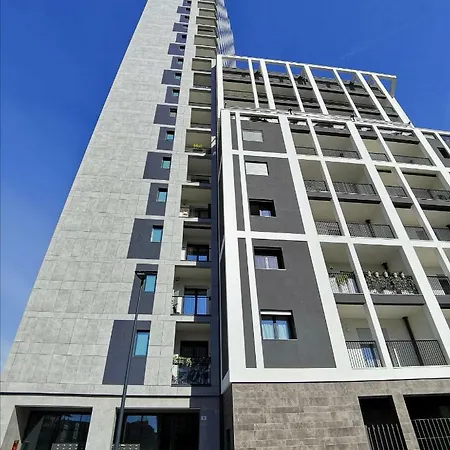 New Near Rho Fiera Apartment